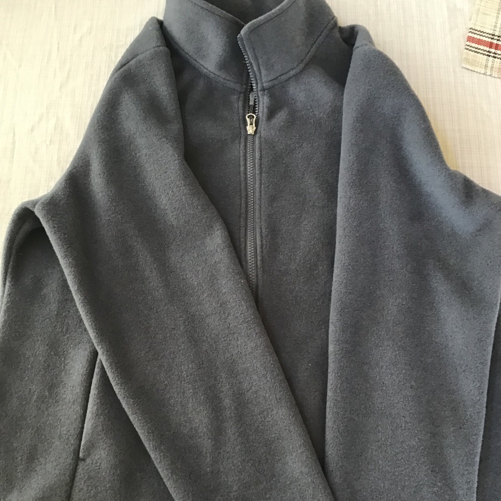 Women’s 32 Degrees zip up jacket